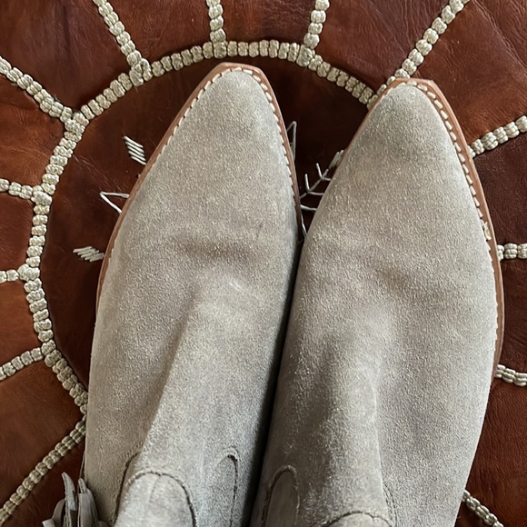 Jeffrey Campbell Boots - Picture 3 of 7